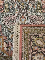 Tappeto Agra indiano in seta su cotone, 158 × 93 cm, dettaglio della tessitura